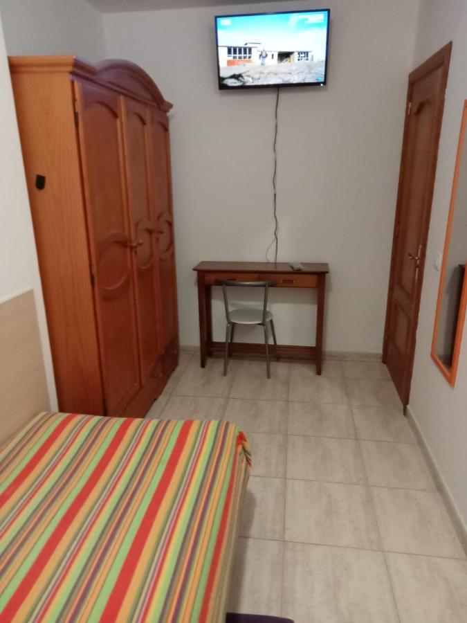 Alojamiento Playa Chica, Los Pozos Habitaciones Пуерто дел Росарио Екстериор снимка