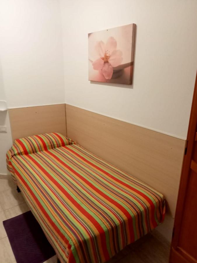 Alojamiento Playa Chica, Los Pozos Habitaciones Пуерто дел Росарио Екстериор снимка